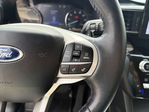Used 2021 Ford Explorer Limited w/ Hybrid Equipment Group 310A RWD image 13
