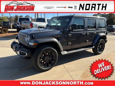 Used 2025 Jeep Wrangler Sahara 4xe image 1