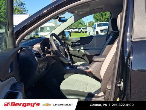 Certified 2024 Chevrolet Equinox LS w/ LS Convenience Package FWD image 16