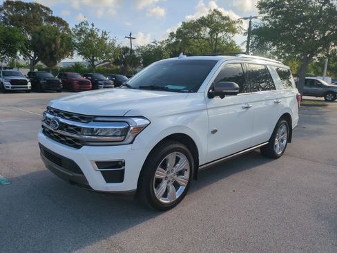 Used 2022 Ford Expedition King Ranch AWD/4WD image 10