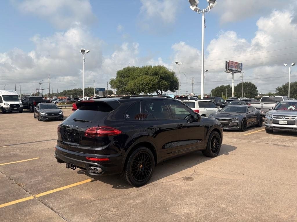 Used 2016 Porsche Cayenne S AWD/4WD image 8