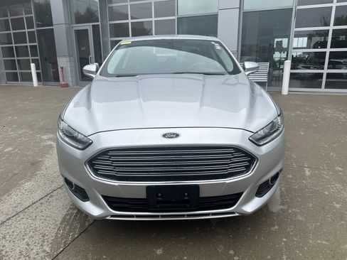 Used 2013 Ford Fusion SE FWD image 5