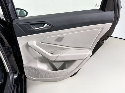 Used 2022 Volkswagen Jetta S image 28