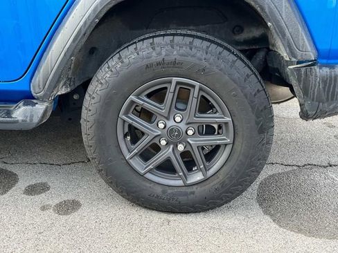 Used 2024 Jeep Wrangler Sport S image 14