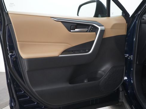 Used 2025 Toyota RAV4 XLE Premium w/ Weather Package image 20