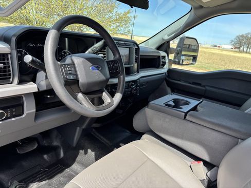 Used 2023 Ford F350 XL image 11