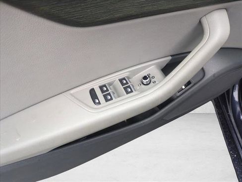 Used 2018 Audi A4 2.0T Ultra Premium w/ Convenience Package image 11