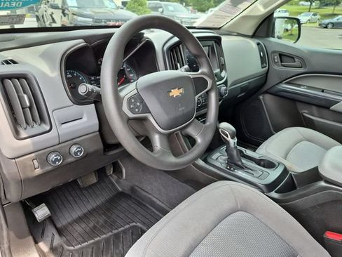 Used 2022 Chevrolet Colorado W/T w/ Custom Special Edition AWD/4WD image 12