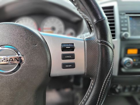 Used 2018 Nissan Frontier PRO-4X image 28