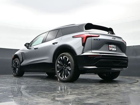 Used 2024 Chevrolet Blazer EV RS AWD/4WD image 38