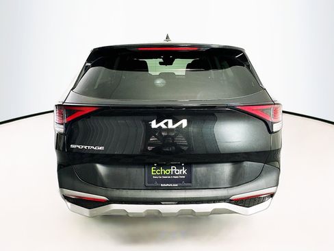 Used 2024 Kia Sportage LX image 7