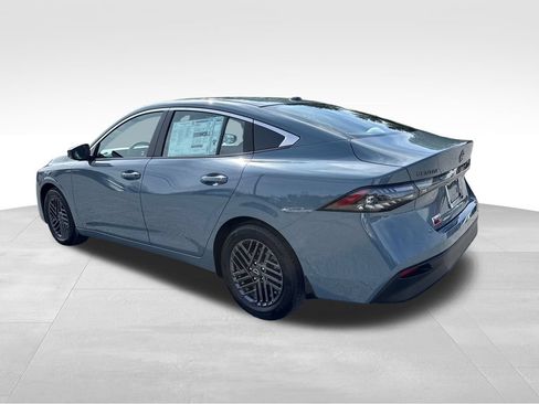 New 2026 Nissan Sentra SV w/ SV Convenience Package FWD image 4
