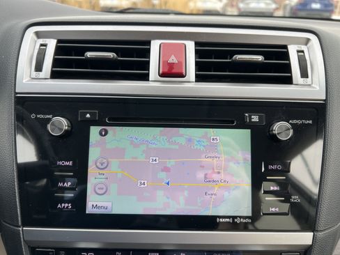 Used 2016 Subaru Outback 3.6R Limited image 4