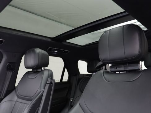 Certified 2026 Land Rover Range Rover Sport SE AWD/4WD image 13
