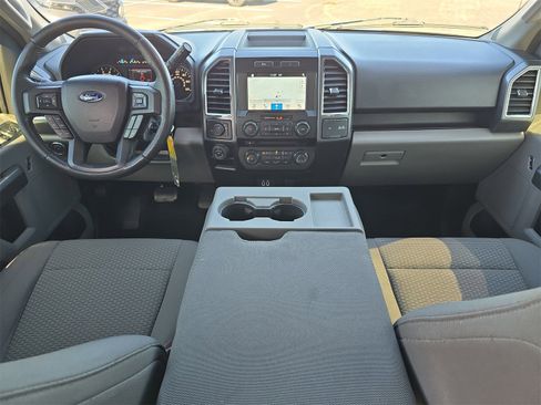 Used 2016 Ford F150 XLT w/ Equipment Group 302A Luxury image 9