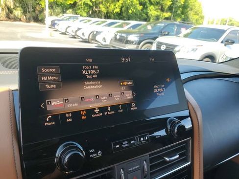 Used 2024 INFINITI QX80 Sensory AWD/4WD image 23