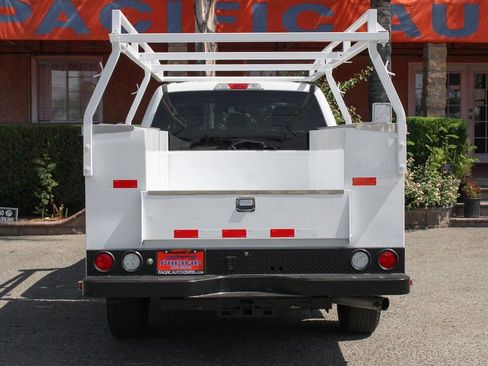 Used 2018 Ford F250 XL w/ Power Equipment Group RWD image 7