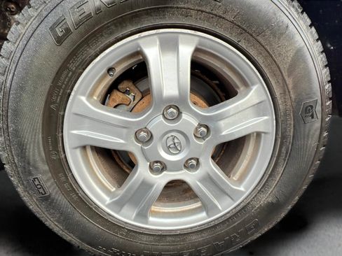 Used 2011 Toyota Tundra 4x4 Double Cab image 19