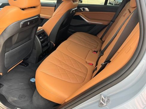 Used 2024 BMW X5 xDrive40i w/ M Sport Package AWD/4WD image 17
