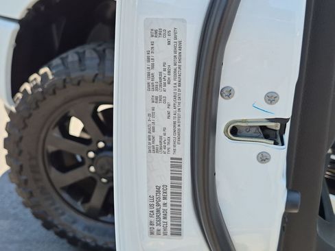 Used 2023 RAM 3500 Laramie AWD/4WD image 32