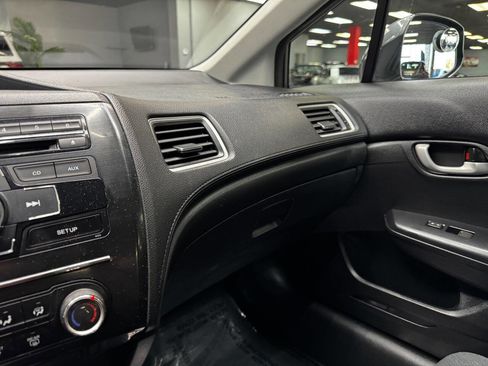 Used 2013 Honda Civic LX image 25