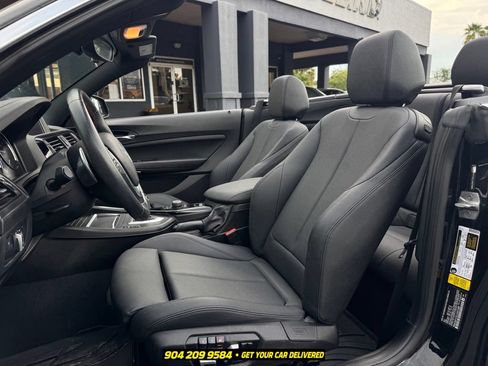 Used 2018 BMW 230i Convertible RWD image 17