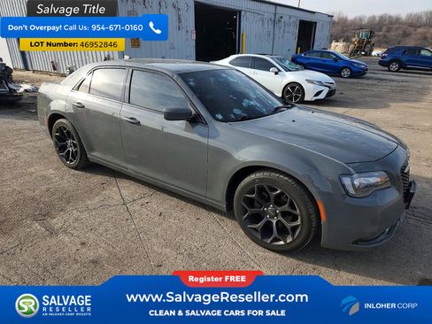 Used 2019 Chrysler 300 S RWD image 5