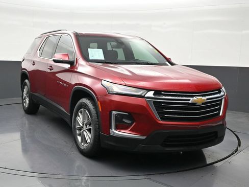 Used 2024 Chevrolet Traverse LT FWD image 8