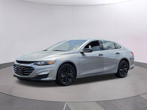 Used 2024 Chevrolet Malibu LT FWD image 1