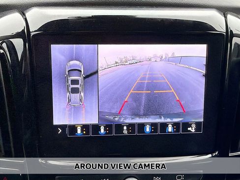 Used 2021 Chevrolet Traverse RS image 5