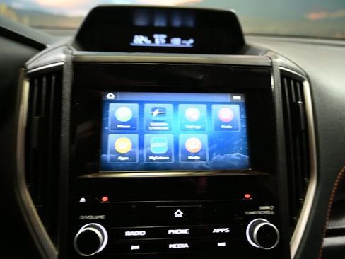 Used 2023 Subaru Crosstrek 2.0i Premium image 33