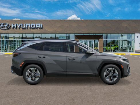 New 2026 Hyundai Tucson SEL image 7