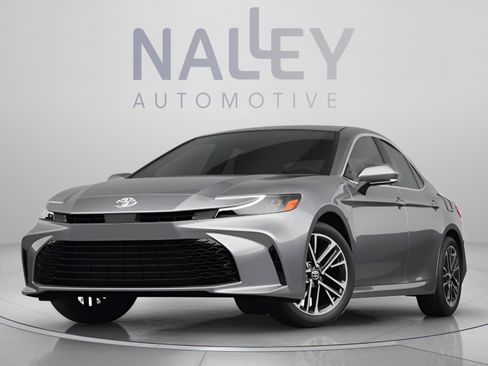 Certified 2025 Toyota Camry XLE FWD image 10