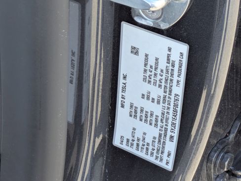 Used 2025 Tesla Model 3 Long Range image 31