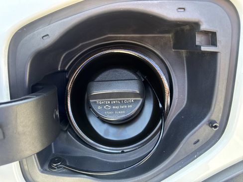 Used 2025 Nissan Frontier Pro-X w/ Pro Premium Package RWD image 31