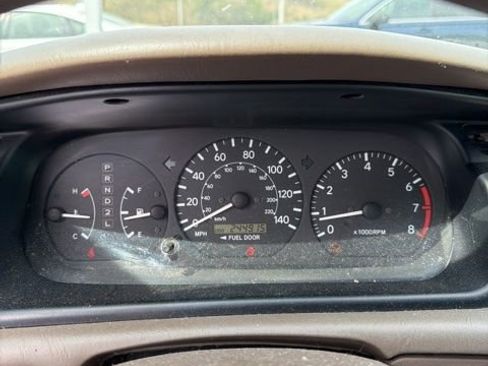 Used 2001 Toyota Camry LE image 4