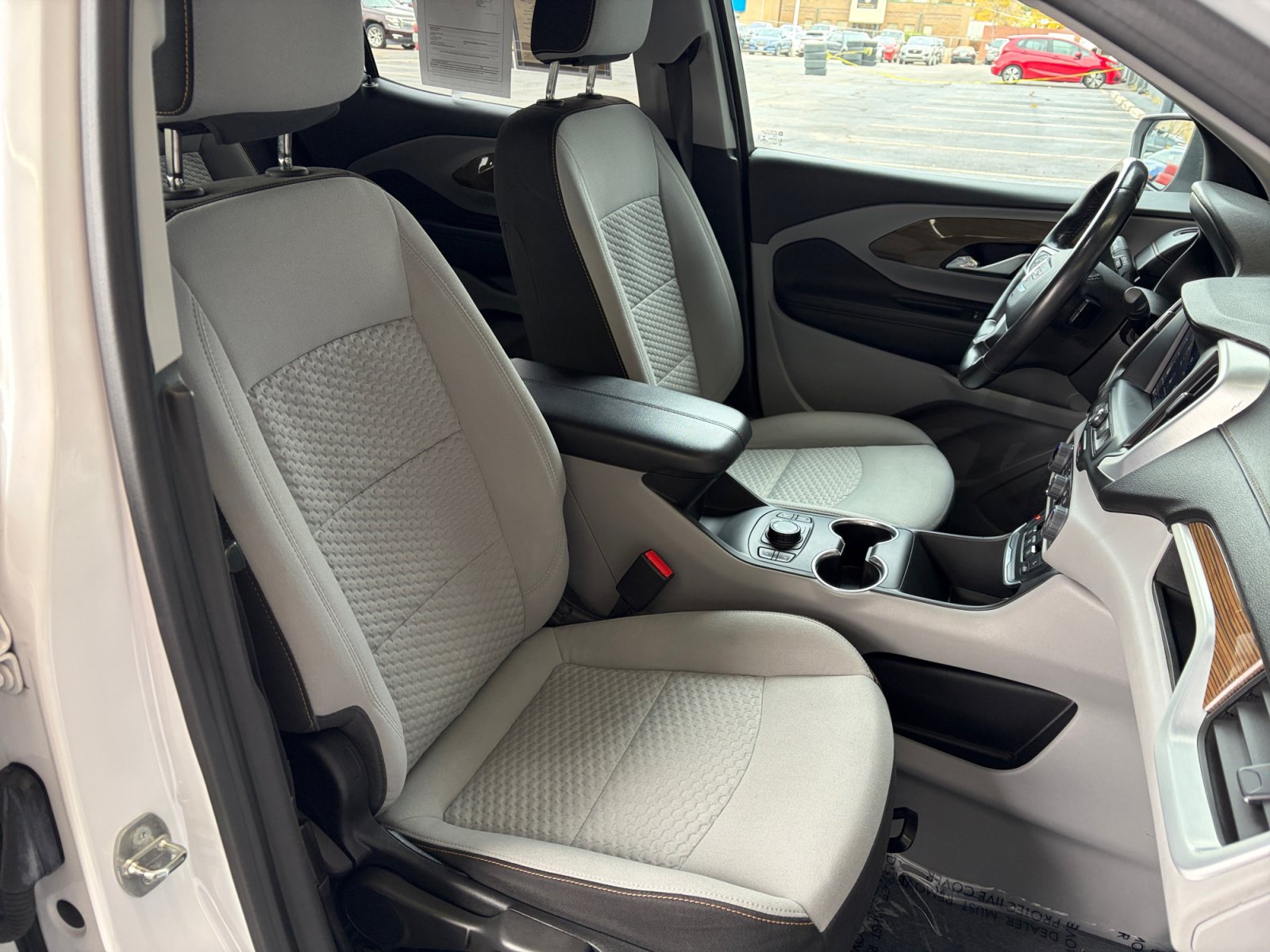 Used 2020 GMC Terrain SLE w/ Driver Convenience Package AWD/4WD image 19