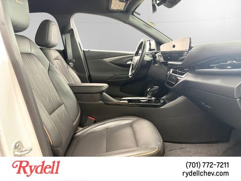 Used 2025 Buick Envista Avenir FWD image 16