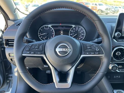 New 2025 Nissan Sentra SR image 10