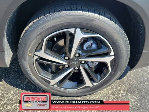 Used 2023 Chevrolet TrailBlazer RS w/ Convenience Package FWD image 5