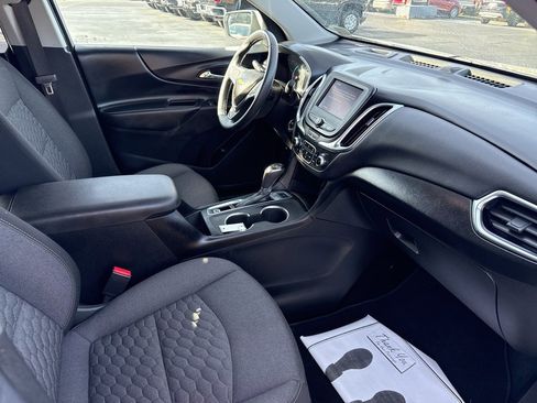 Used 2020 Chevrolet Equinox LT image 27