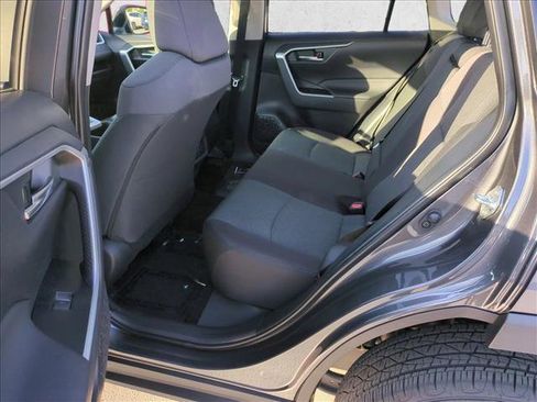 Used 2025 Toyota RAV4 XLE w/ Convenience Package FWD image 19