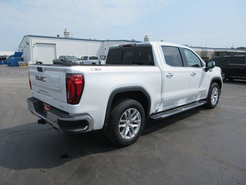 Used 2019 GMC Sierra 1500 SLT w/ SLT Premium Package AWD/4WD image 5