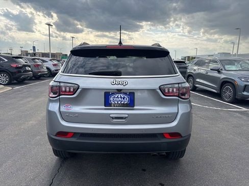 Used 2022 Jeep Compass Limited AWD/4WD image 7