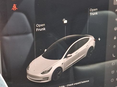 Used 2021 Tesla Model 3 Standard Range Plus RWD image 25