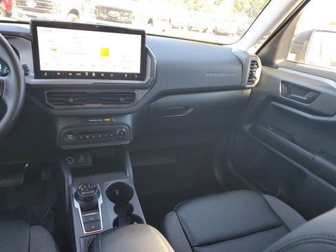 Used 2025 Ford Bronco Sport Big Bend w/ Convenience Package image 17