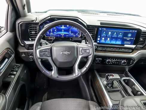 Used 2022 Chevrolet Silverado 1500 RST w/ Rally Edition image 11