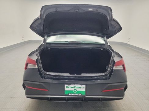 Used 2024 Hyundai Elantra SEL FWD image 29