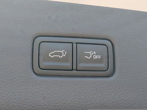 New 2026 Kia Carnival EX FWD image 15