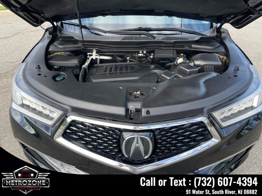 Used 2020 Acura MDX w/ Technology Package AWD/4WD image 16
